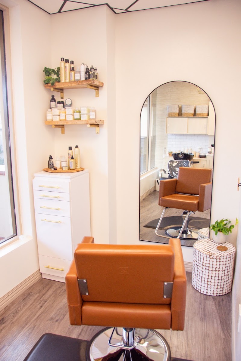 Caitlin Leigh Hair Studio