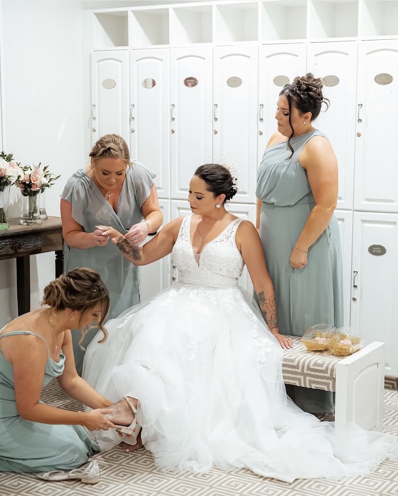 DgPro Makeup And Hair