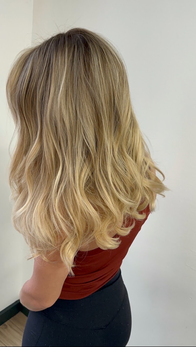 Martine Larson Hair
