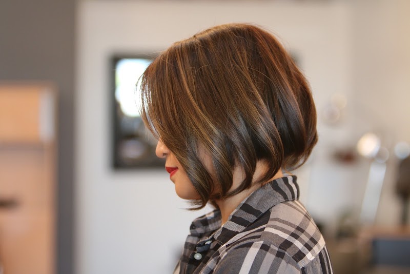 AR Salon