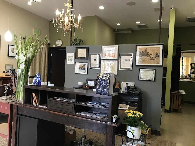 Nori's Hair Salon