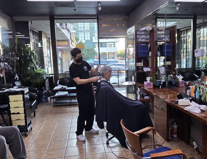 Bonnie & Sam Hair Salon ✂