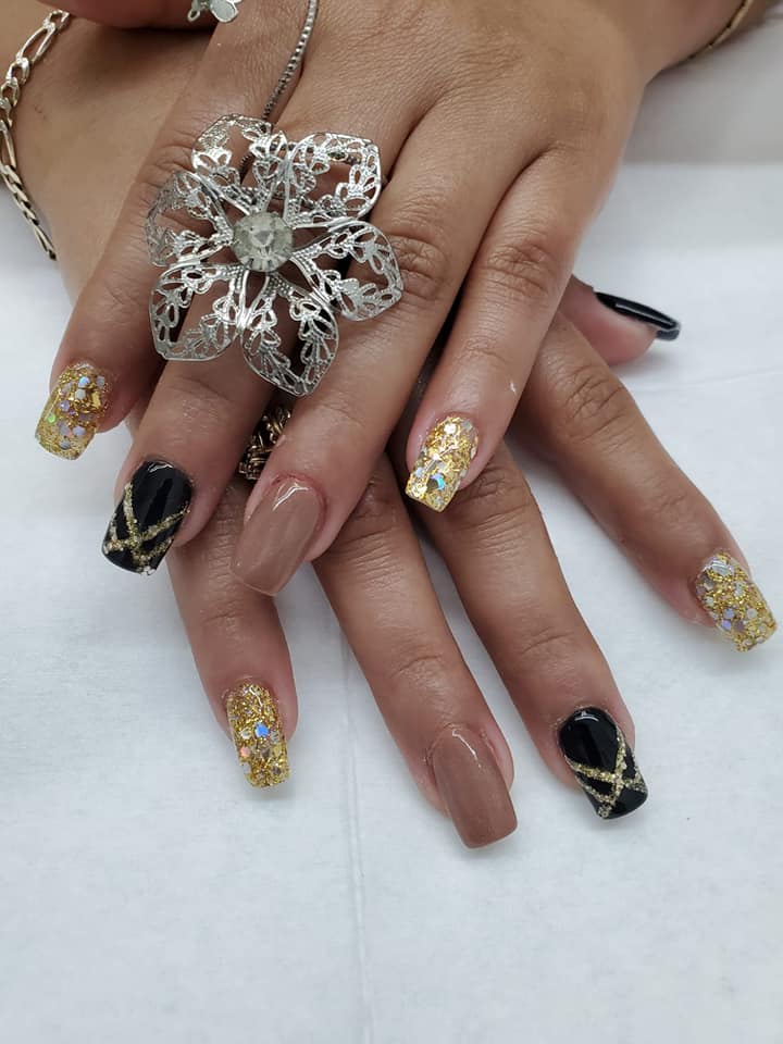Yolanda's House of Beauty Salon - Dominican
