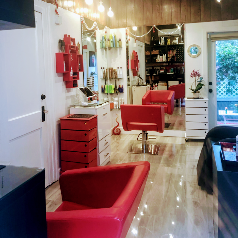 Olman Monjarrez Salon and Blow Dry Bar