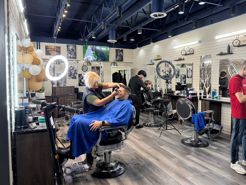Miami Cut & Style Salon & Barbershop