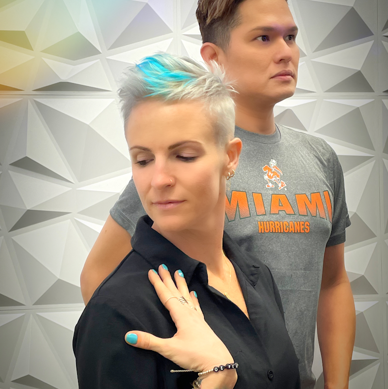 Kreative Trendz Hair Studio