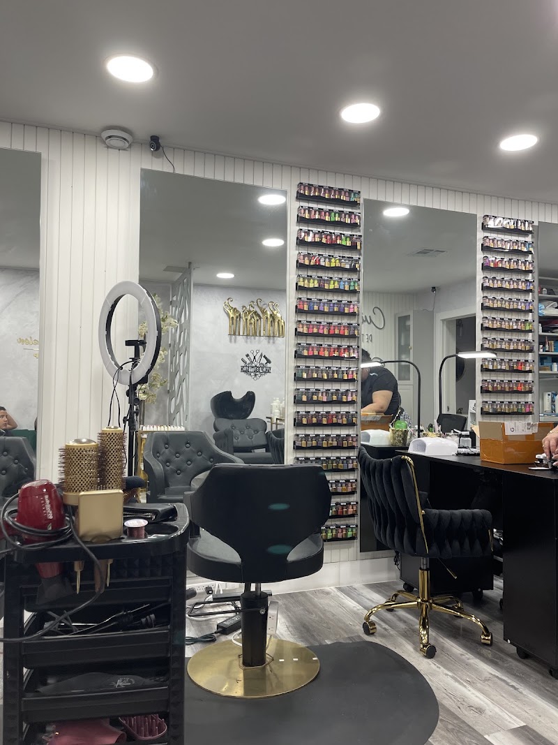 BEAUTY SALON YANLOP