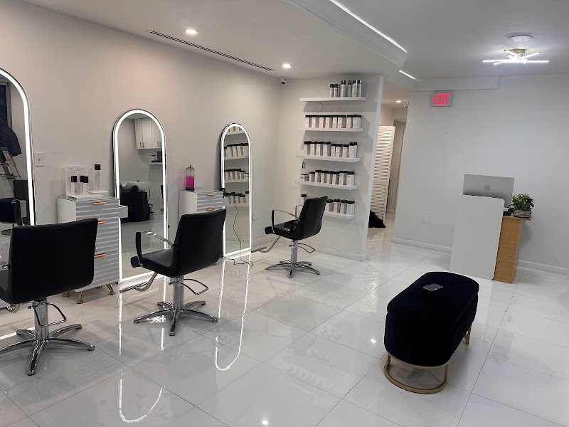 LUX HAIR SALON & SPA