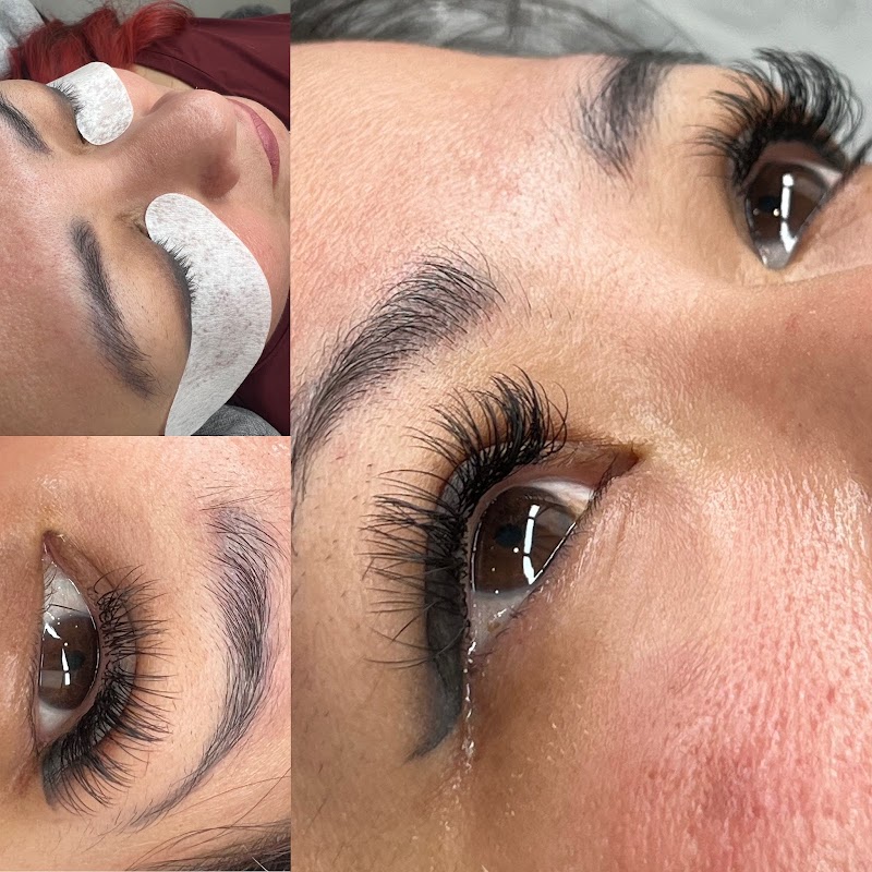 Broyal Beauty Salon