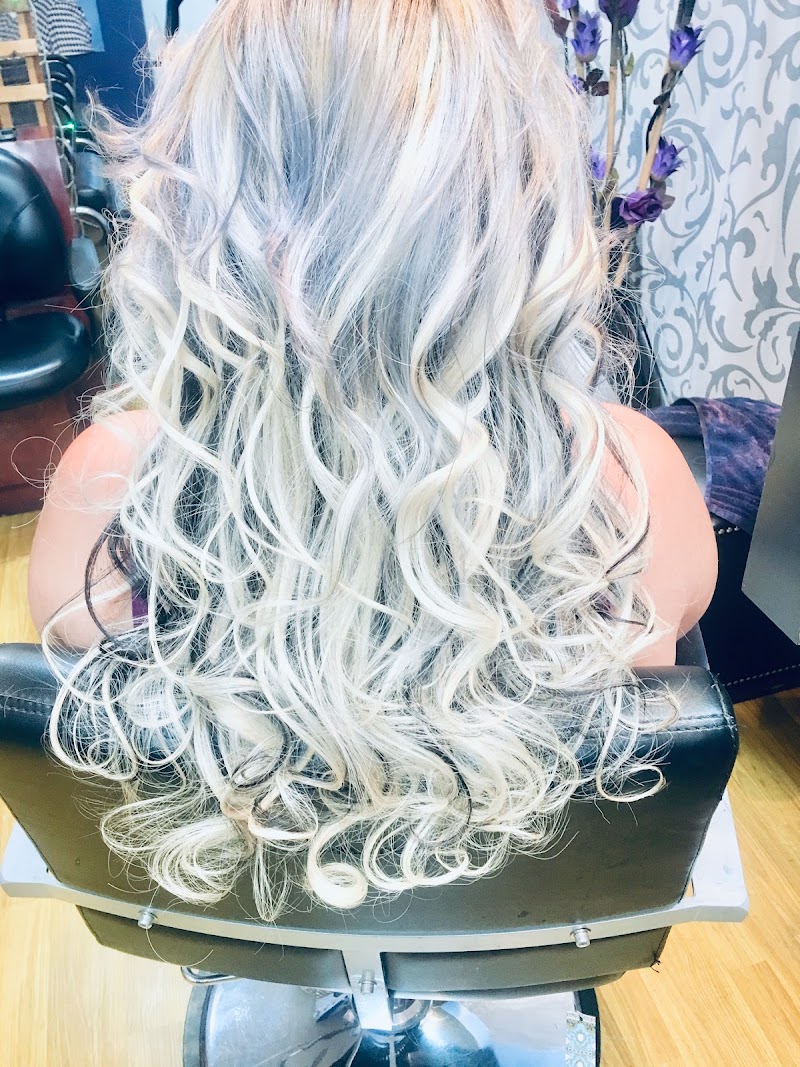Glamour Man And Woman Hair Salon