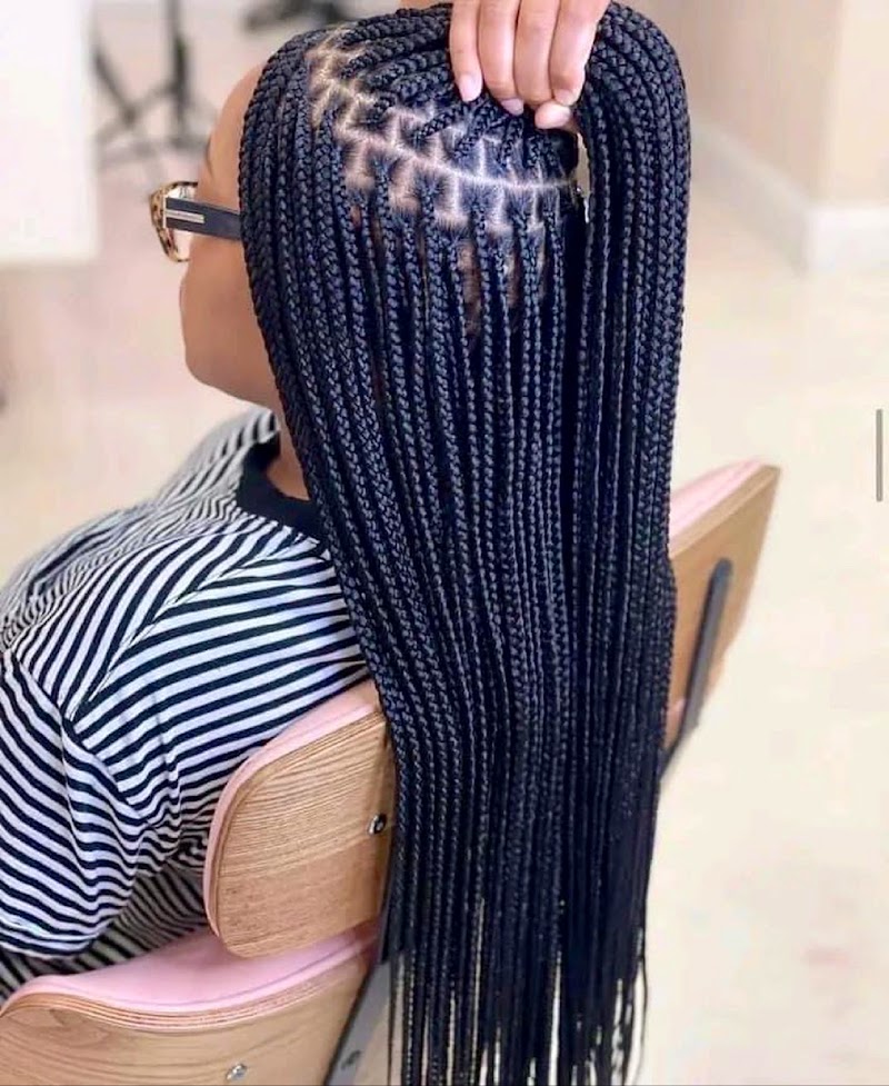 Amazing African Hair Braiding by Ruthy