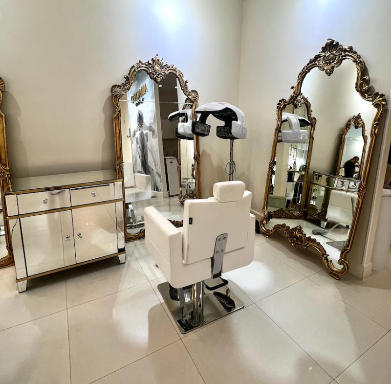 Amadeo Salon