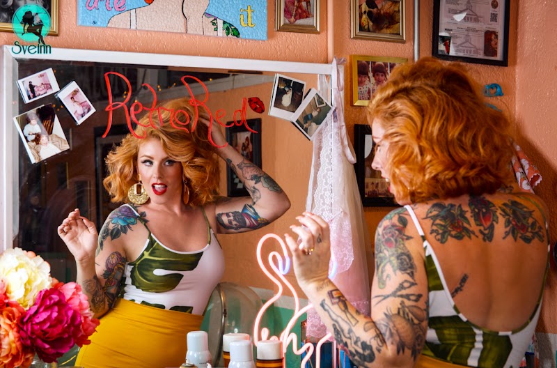 RETRO RED'S Beauty Shop